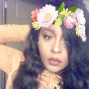 Meet your Posher, Zoe